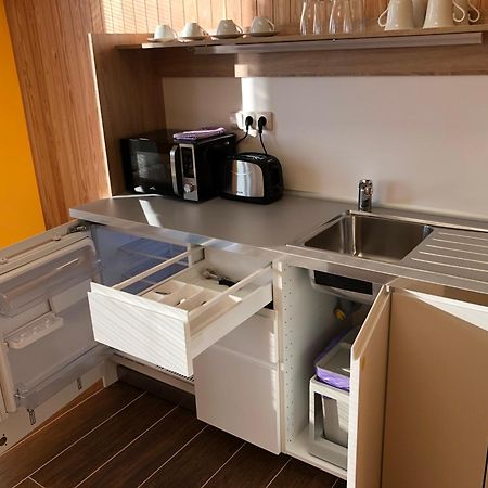 Dnm Inn Korycany Ngoại thất bức ảnh