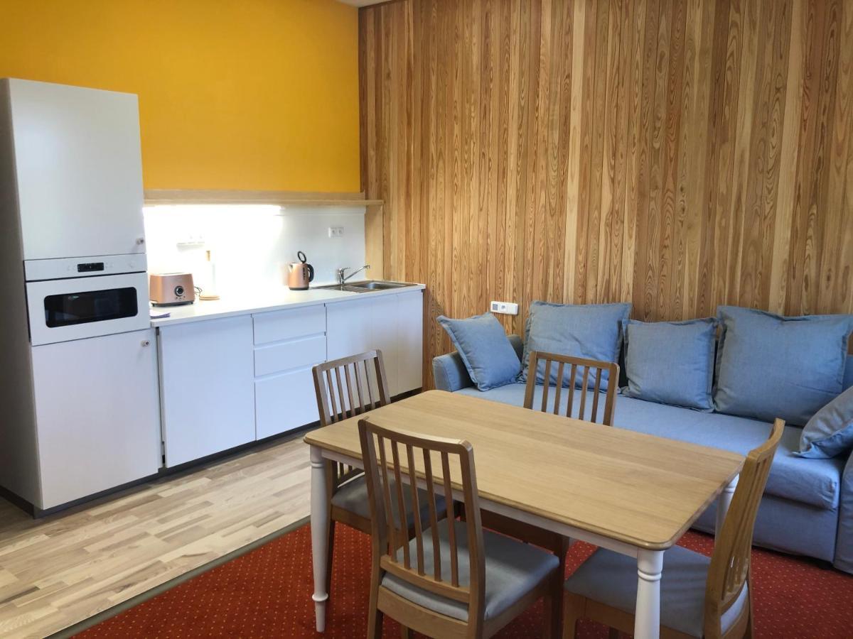 Dnm Inn Korycany Ngoại thất bức ảnh