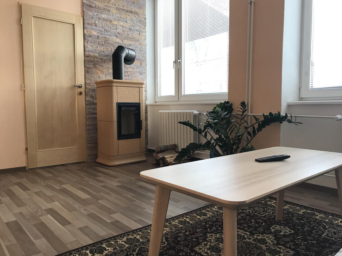 Dnm Inn Korycany Ngoại thất bức ảnh